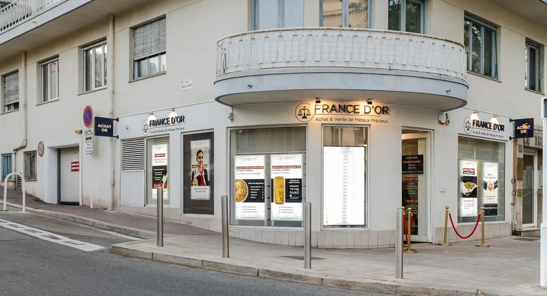 cannes carnot hero